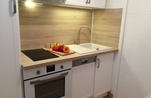 Thonon-les-Bains Apartment | Modern Two-Room Apartment Near Hospital - Guest Rated 9/10