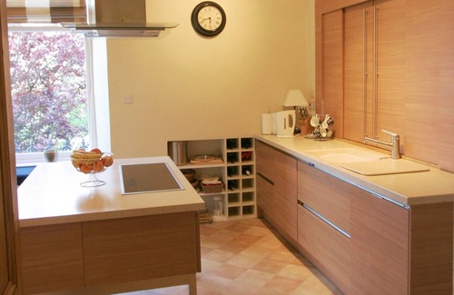 Inverness City Centre House | Elegant Victorian Villa in Riverside with Breakfast Included