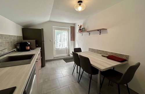 Royan House | Renovated Villa Michel in Royan, near beaches
