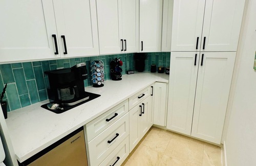 Marco Island House | Renovated Waterfront Home Near Beach with Ocean View & Pool