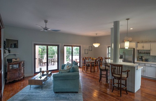 Antoneys Cay House | Stunning West Bay Resort: Ocean Views, Pool & Spa Retreat