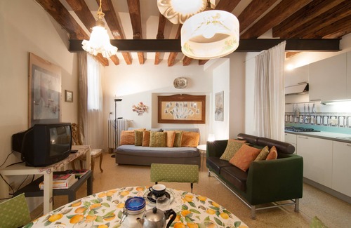 Isola San Giorgio Maggiore Apartment | Exciting Updates Coming Soon: Kitchen Amenities Await!