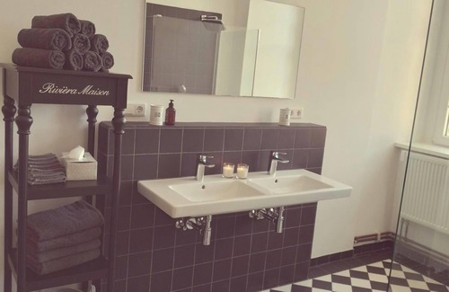 Nieheim Other | Historic Castle Retreat Perfect for Families and Friends