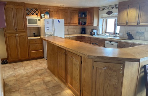 New Meadows Cabin | Experience the Lodge at Hotsprings Ranch: 115 Acres of Adventure