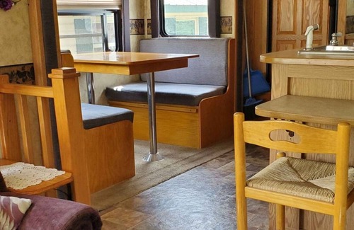 Waveland House | RENT A CAMP - WE SET EVERYTHING UP FOR YOU