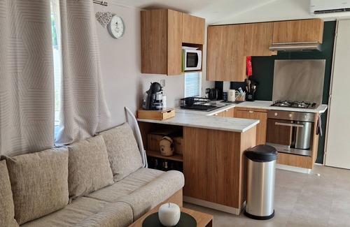 La Cote Radieuse House | Experience a New Oceanfront Mobile Home with Pool Access