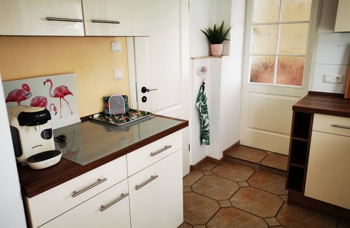 Blossin Apartment | Relaxing Vacation Apartment near Heidesee and TESLA