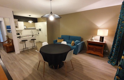Saint-Malo Apartment | Oceanfront Apartment in St Malo with Sea View - Guest Rated 9.8