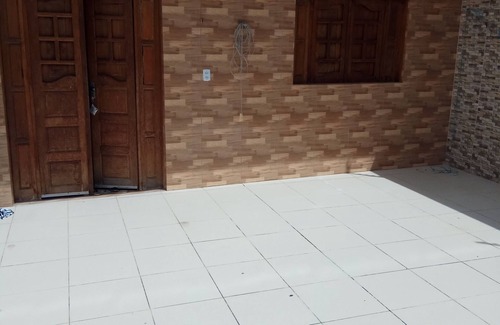 Prado House | Cozy 2-Bedroom Retreat with Pool and Barbecue Facilities