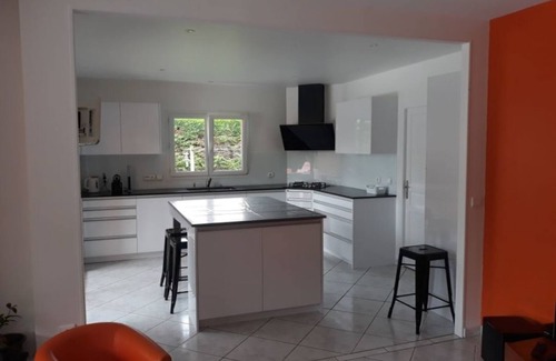 Angresse House | Relaxing Retreat with Heated Pool Steps from the Beach