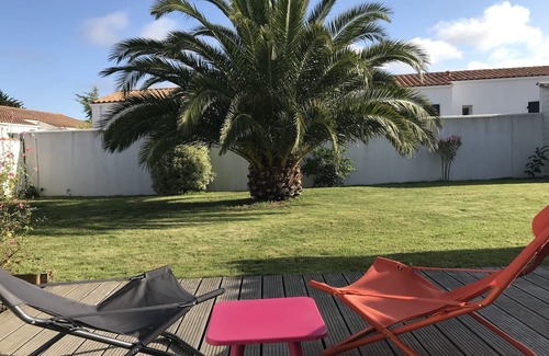 La Bree-les-Bains Villa | Relax at Oléron-La Brée: 4* House near Beach & Shops