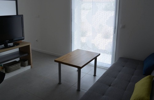 Tresserre Apartment | Rent Independent modern studio with garden