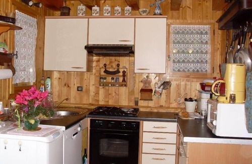 Sixt-Fer-a-Cheval Ski Chalet | Scenic Chalet in Haute Savoie with Great Amenities