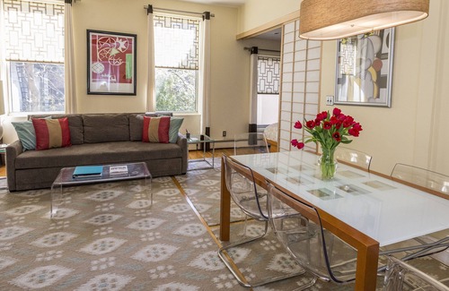 Ukrainian Village Apartment | Exquisite 2BR Apartment in SOHO: Pet-Friendly & Spa Access