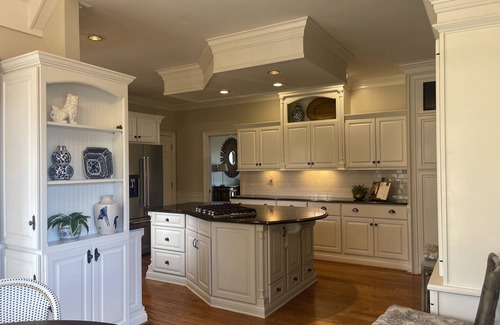Buechel House | Updated Derby House: Family-Friendly Stay Near Valhalla!