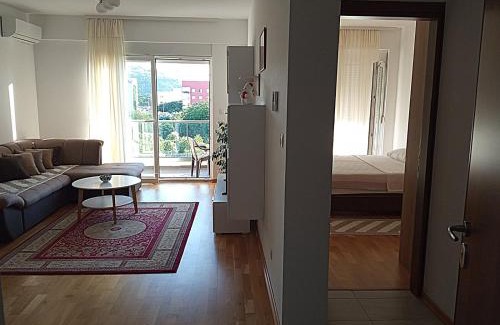 Podgorica Apartment | Highly Rated Renta Apartman with Pool & Breakfast Included
