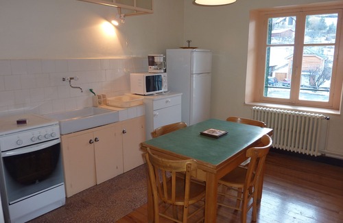 Risoul House | Mountain House Apartment in Risoul with Pool & Lake View