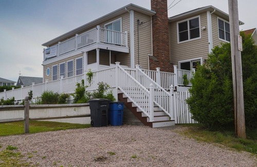 Misquamicut House | Beachside Retreat in Misquamicut with Family & Pet Perks