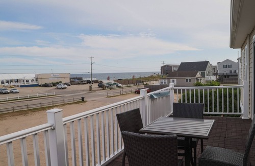 Misquamicut House | Beachside Retreat in Misquamicut with Family & Pet Perks