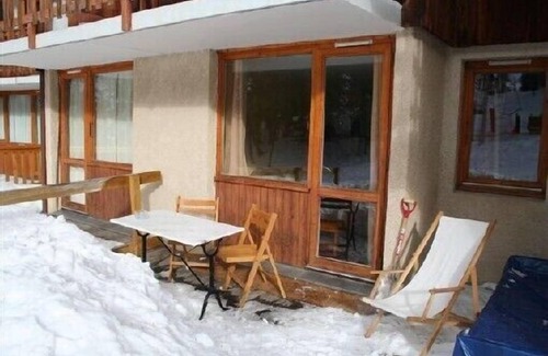 Plagne Villages Apartment | Cozy 2-Room Retreat at La Plagne with Scenic Terrace