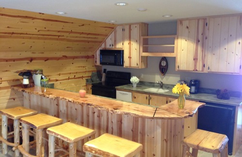Empire Cabin | All-Season Cabin Rentals with Pool and Ocean Views