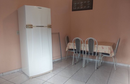 Praia do Morro Apartment | Oceanfront Kitchen-1 Apartment Near Morro Guarapari Beach