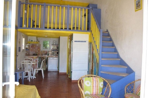 Lorgues Villa | Pet-Friendly Retreat with Pool & Garden Near Shops