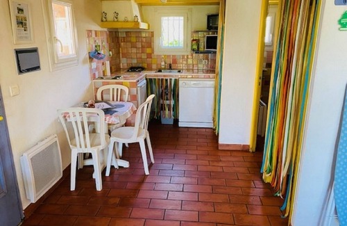 Lorgues Villa | Pet-Friendly Retreat with Pool & Garden Near Shops