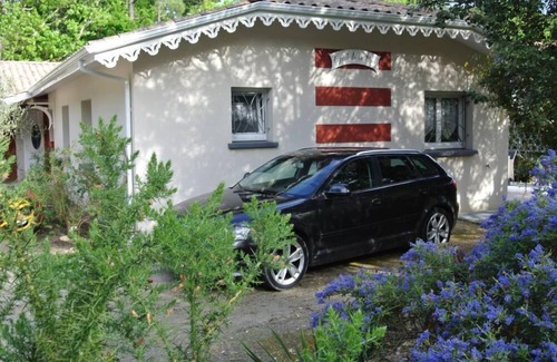 Soulac-sur-Mer House | Oceanfront Retreat 'Esprit de la Mer' – Rated 9.8/10