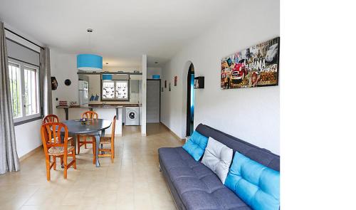 Miami Platja Ski Chalet | Pet-Friendly Stay at Rentalmar Casa Horus - Rated 8.6/10