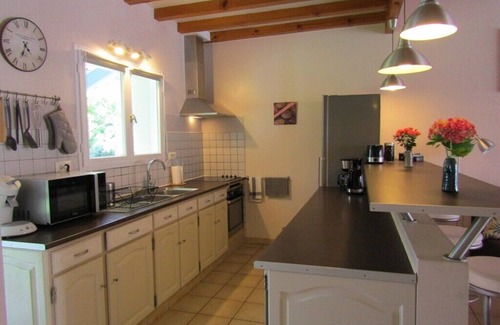 Clermont House | Perfect Rentals for 2-8 Guests with Spa & Pool Access