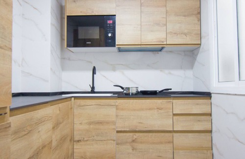 San Vicente Apartment | Newly Renovated Apartment in the Heart of Sevilla