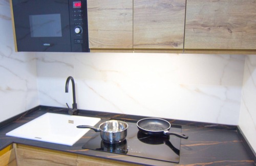 San Vicente Apartment | Newly Renovated Apartment in the Heart of Sevilla