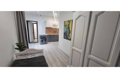 Chisinau Apartment | RentHouse Apart-Hotel Room #9