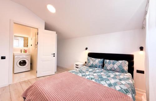 Chisinau Apartment | RentHouse Apart-Hotel Room #16
