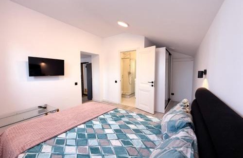 Chisinau Apartment | RentHouse Apart-Hotel Room #16