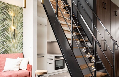 Srodmiescie Apartment | Discover Comfort at RentPlanet - Młyn Maria with Breakfast