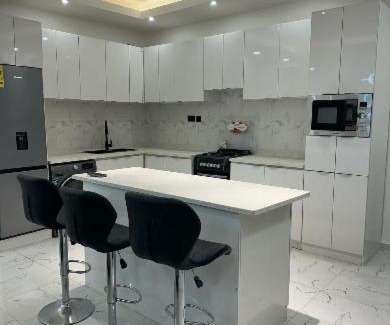 Mallam Apartment | Relax at REOs Smart Haven with Inviting Pool Retreat