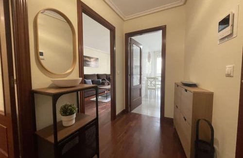 Bilbao Apartment | Family-Friendly Stay at República de Begoña - 4 Stars