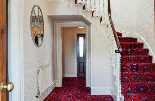 Lockerbie House | Top-Rated Family Retreat at Repentance View Awaits You