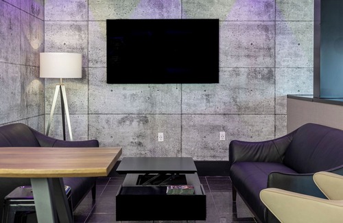 Duberger-Les Saules Hotel | Inviting Repotel Henri IV Québec with Family-Friendly Amenities