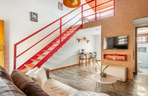 Pirenopolis Ski Chalet | Exclusive Comfort and Privacy with Oceanfront Views
