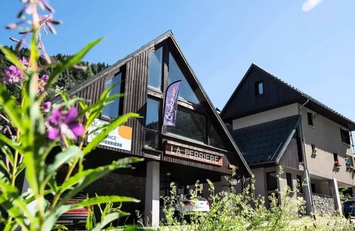 Saint-Colomban-des-Villards Apartment | Cozy Residence Olydéa with Pet-Friendly Amenities