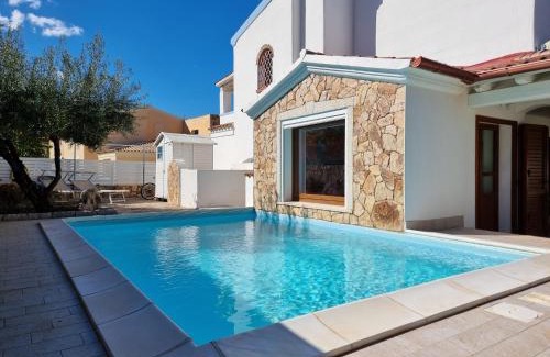 S'Iscala Villa | Modern Res S'Abbaida C1 with Private Pool & Family-Friendly