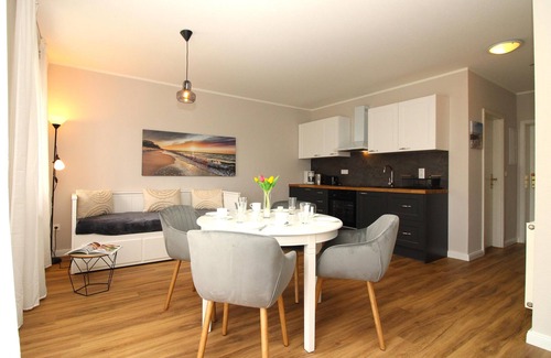 Wischuer Apartment | Res. Wischuer WE 26: friendly and bright 2-room apartment with balcony