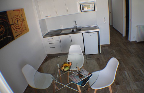 Roses Town Center Resort | Rescator Resort 224: One Bedroom Retreat with Pool Access