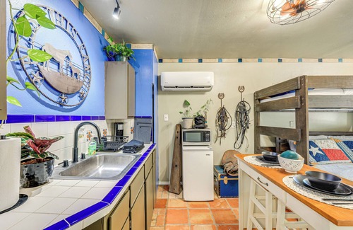 Bulverde Apartment | Rescue Ranch Retreat w/Goats, Horses & Chickens!