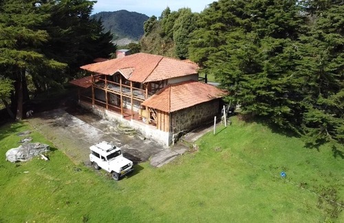 Tona Cottage | Discover Reserva Andina: Family-Friendly Retreat with Spa