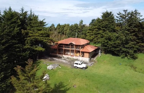 Tona Cottage | Discover Reserva Andina: Family-Friendly Retreat with Spa