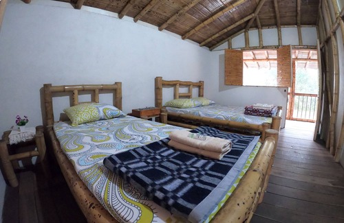 Tona Cottage | Discover Reserva Andina: Family-Friendly Retreat with Spa